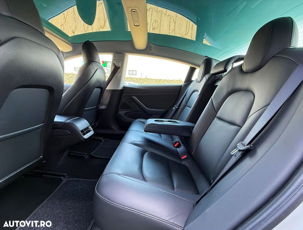 Tesla Model 3 Standard Reichweite Plus Hinterradantrieb - 19