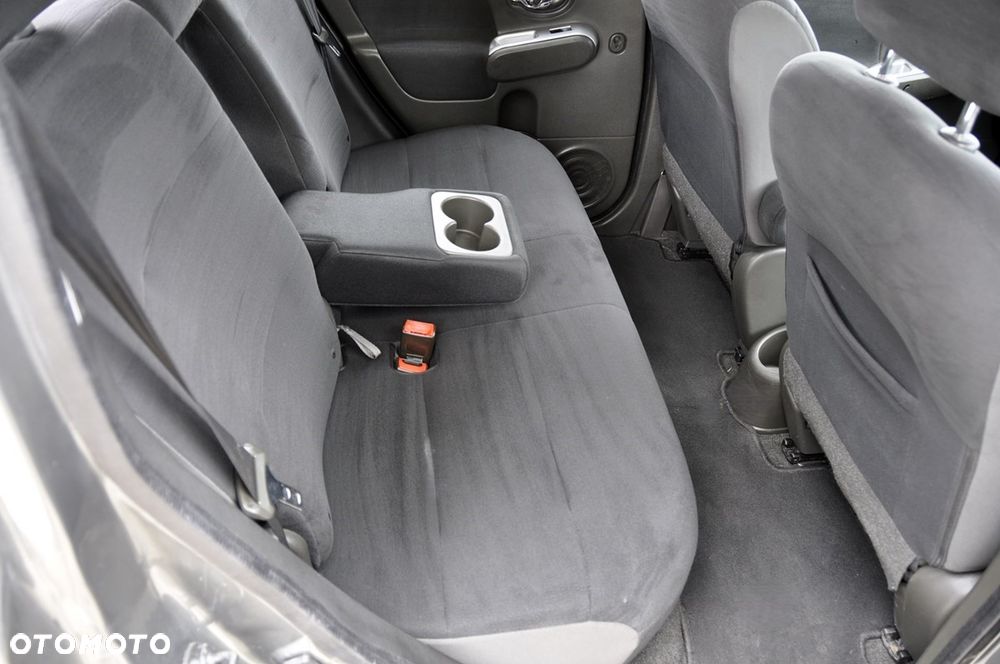 Nissan Cube - 14