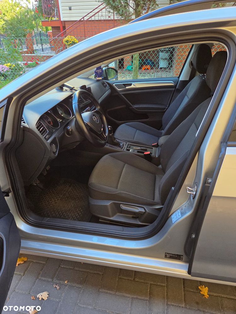 Volkswagen Golf - 7