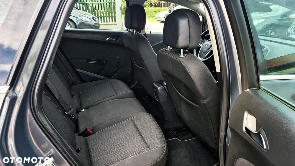 Opel Astra 1.4 Turbo - 34
