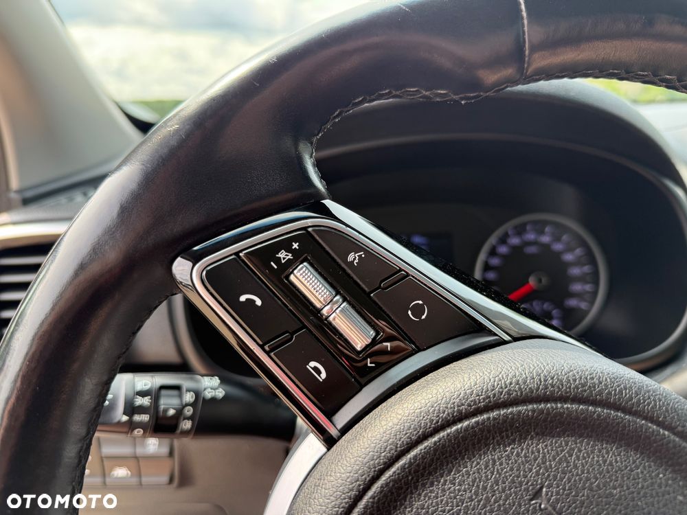 Kia Sportage 2.0 CRDI AWD Eco-Dynamics+ (48V M-H) SPIRIT - 19