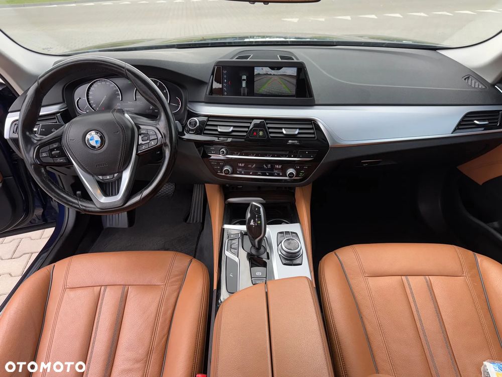 BMW Seria 5 520d xDrive Luxury Line sport - 6