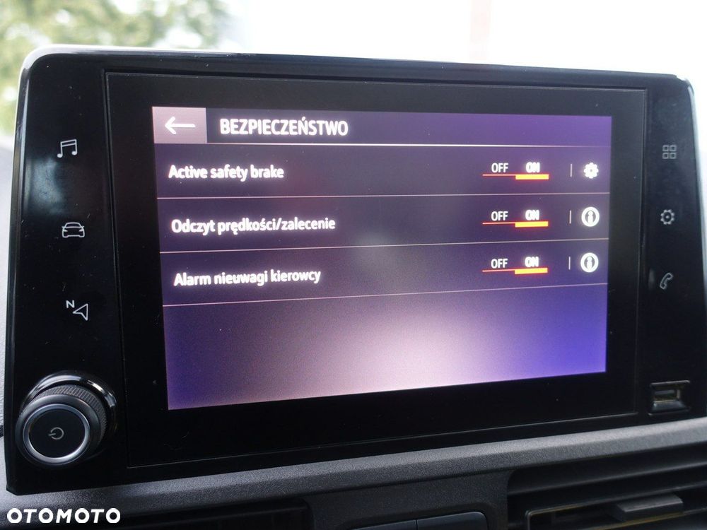 Opel Combo 1.5 D Start/Stop Selection - 20