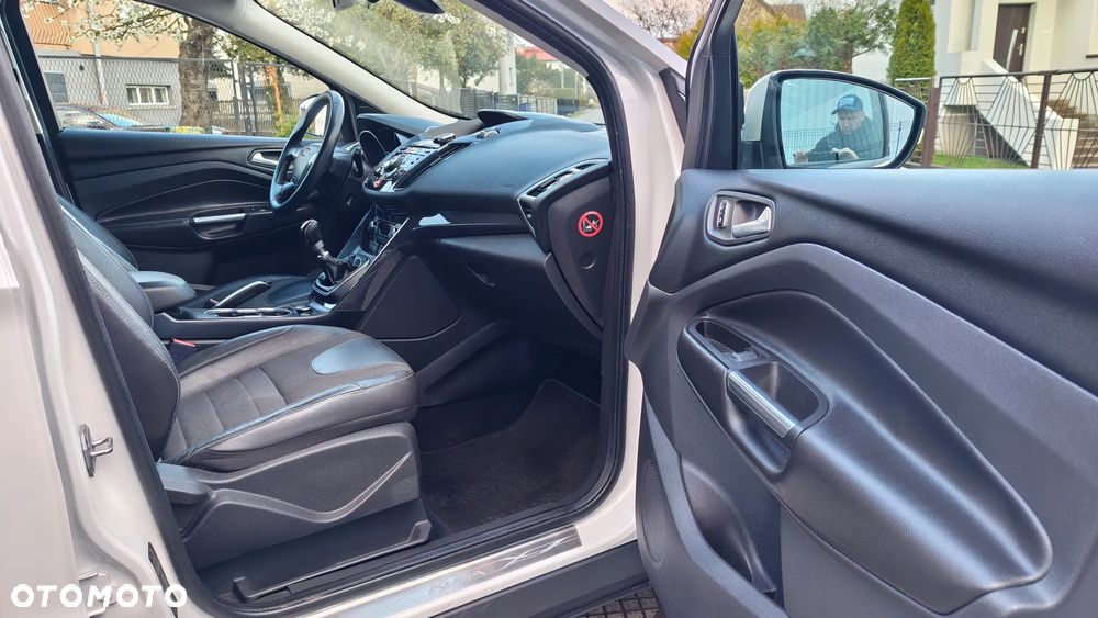 Ford Kuga 1.6 EcoBoost 2x4 Individual - 7