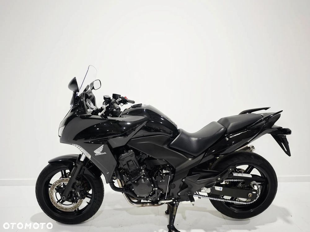 Honda CBF - 4