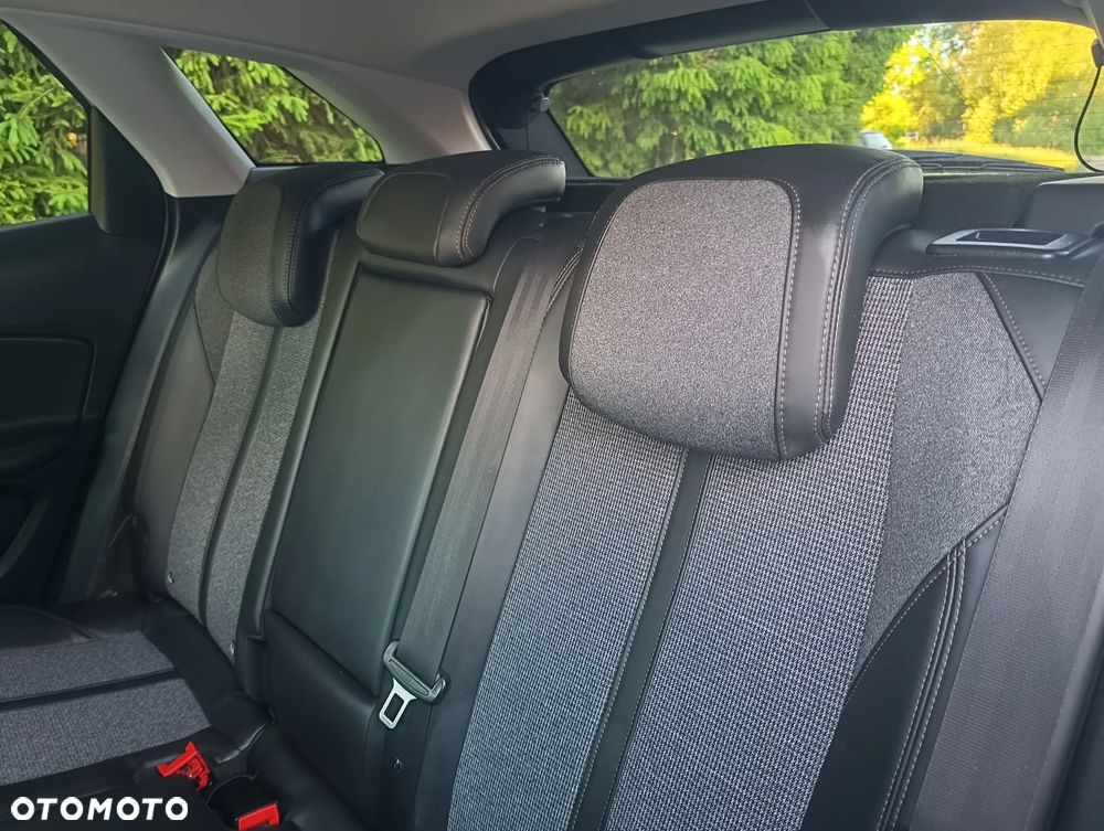 Peugeot 3008 THP 165 EAT6 Stop & Start Allure - 11