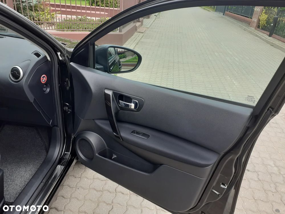 Nissan Qashqai 1.6 visia - 15