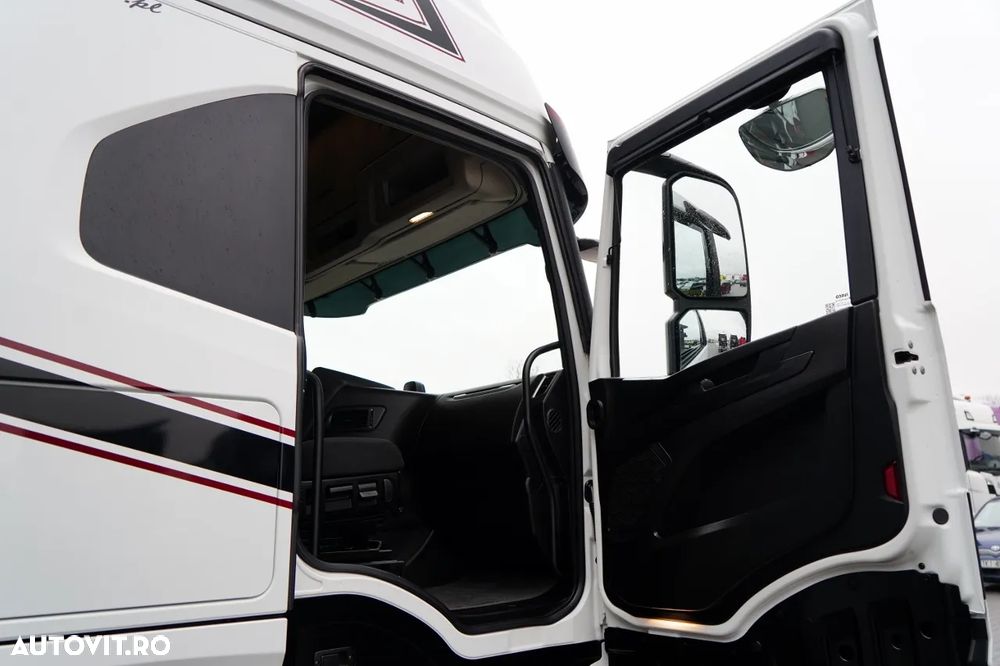 Iveco S-WAY / 510 / RETARDER / I-PARK COOL / FULL AIRMATIC - 36