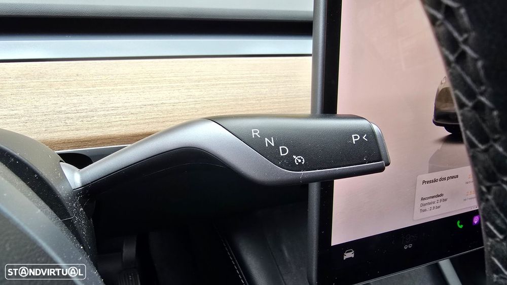 Tesla Model Y Long Range Tração Integral - 16