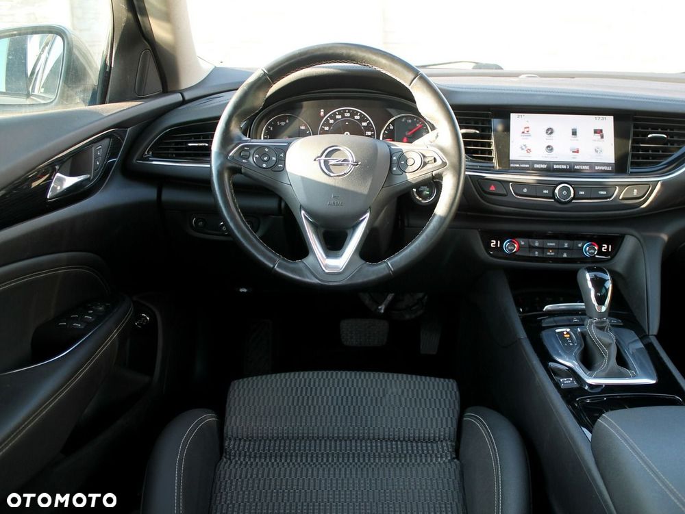 Opel Insignia - 9