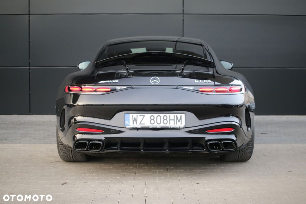 Mercedes-Benz AMG GT - 7