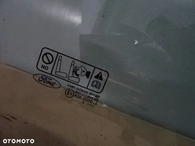 SZYBA DRZWI PRAWY PRZÓD FORD FOCUS MK2 KOMBI NR1587 - 2
