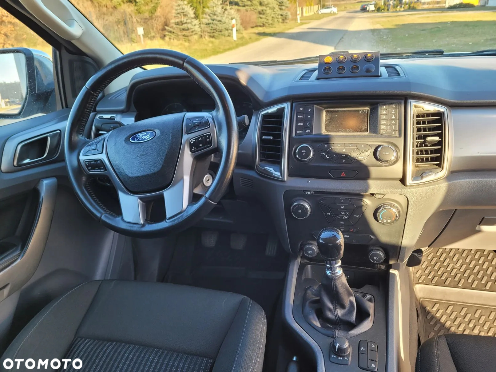 Ford Ranger XLT - 16
