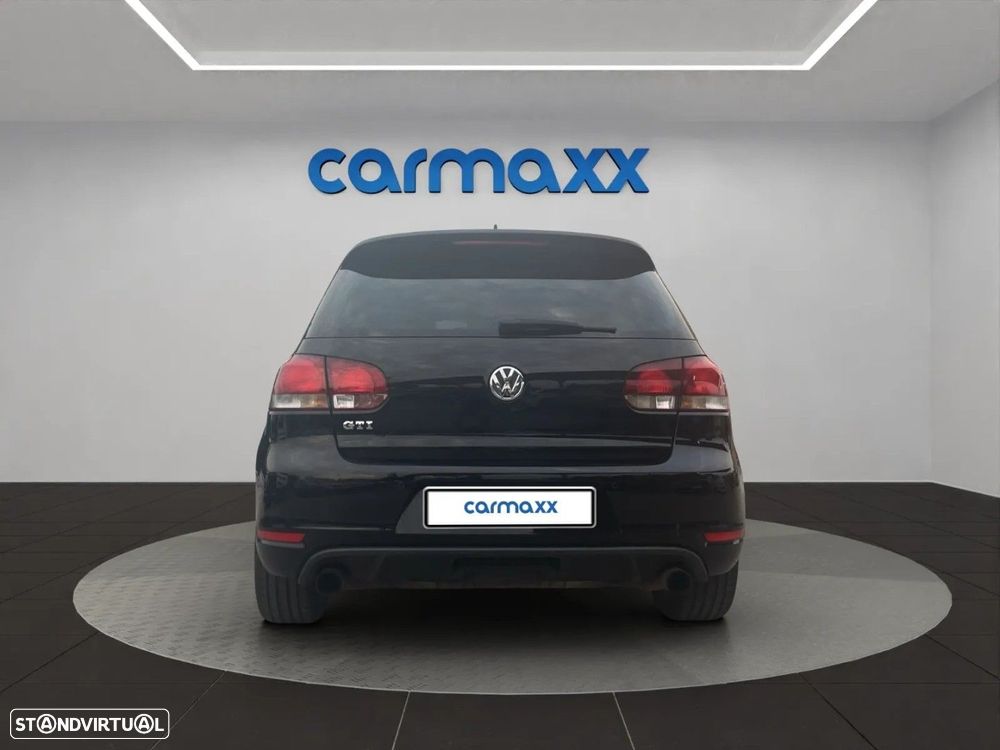 VW Golf 2.0 GTI - 5