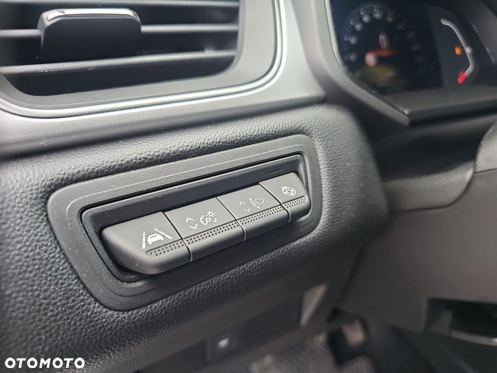 Renault Captur - 13