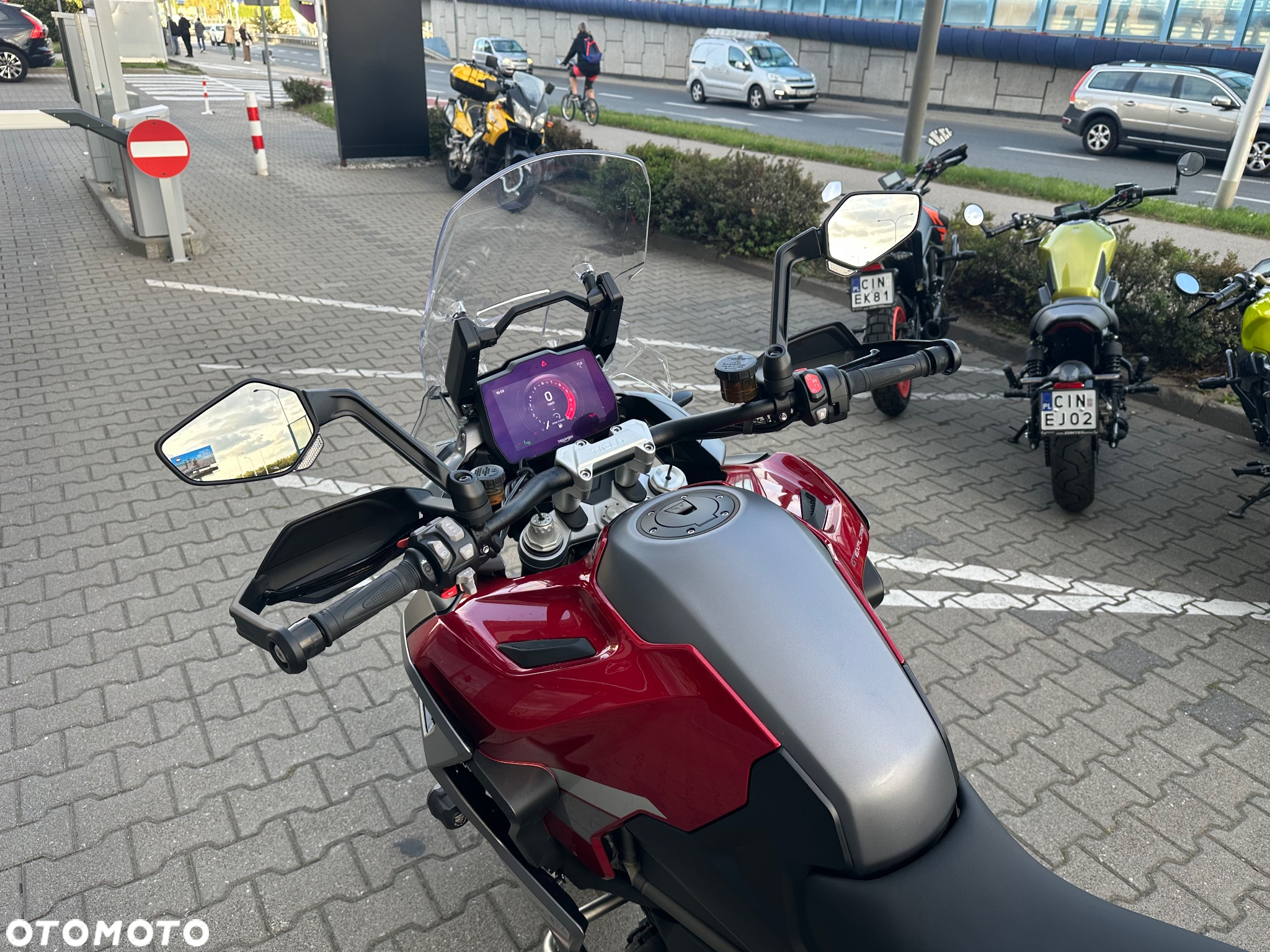 Triumph Tiger - 8