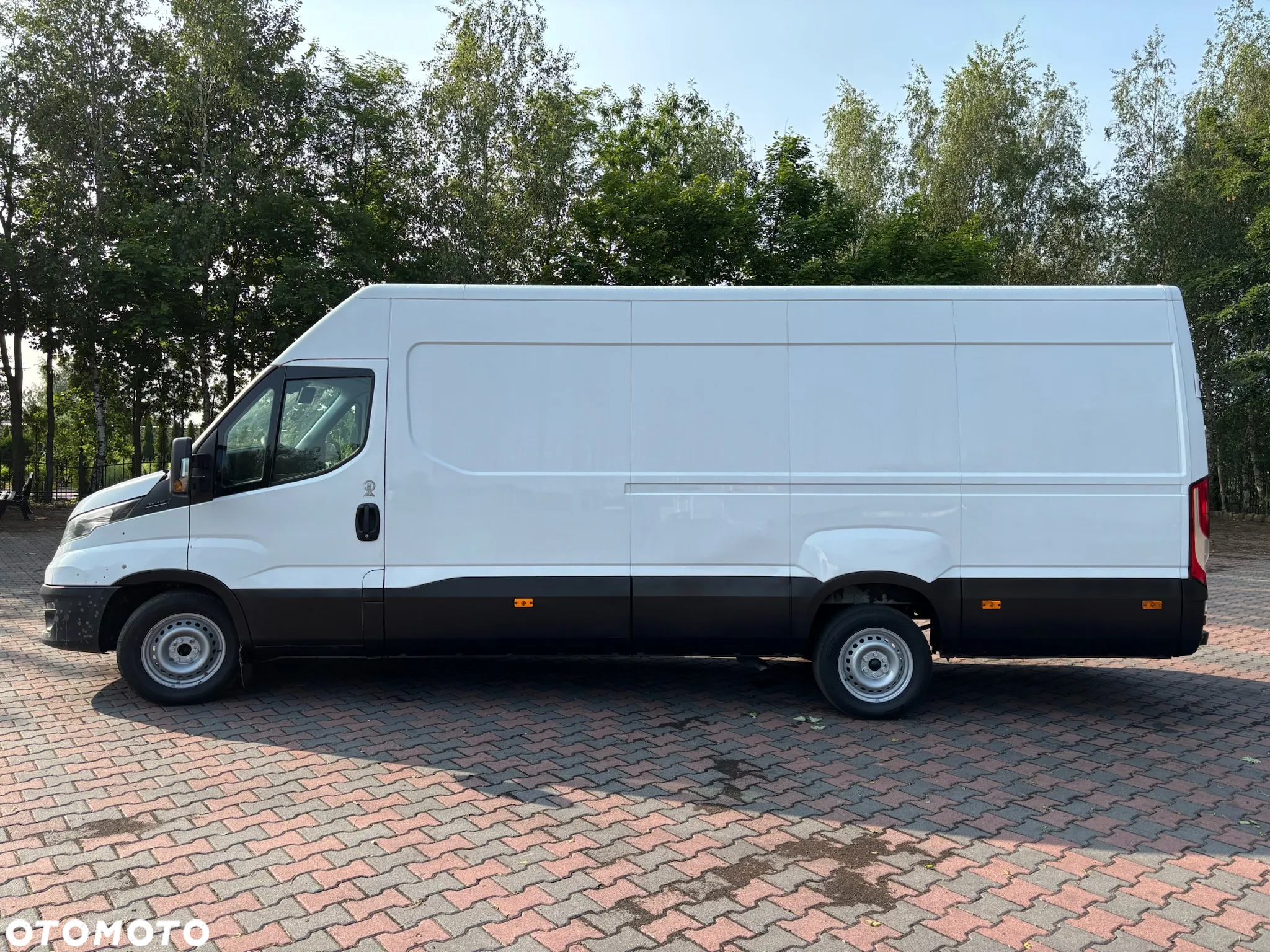 Iveco Daily - 12