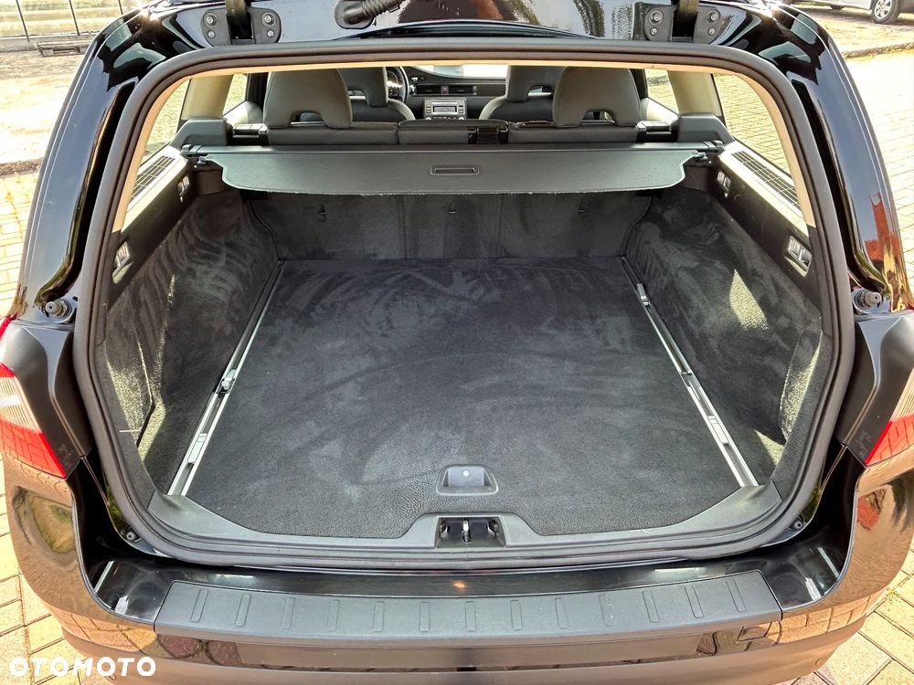Volvo V70 2.0D Momentum - 27