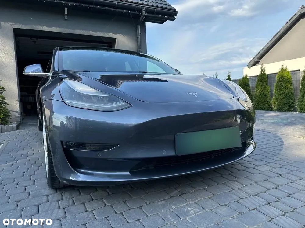 Tesla Model 3 Allradantrieb Dual Motor - 1