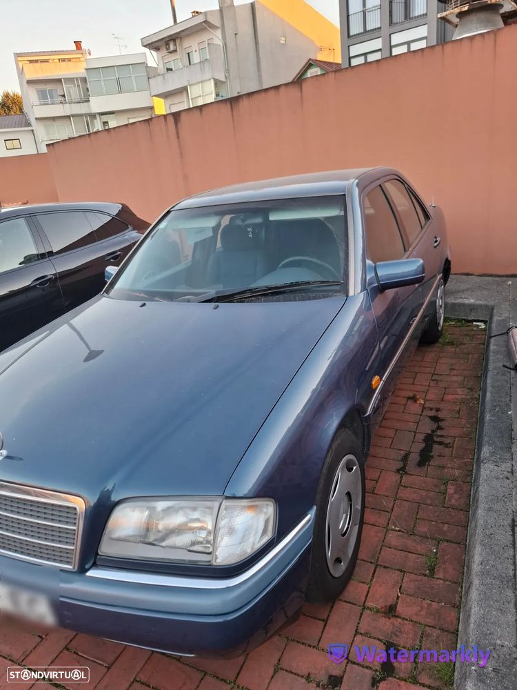 Mercedes-Benz C 180 Elegance - 2
