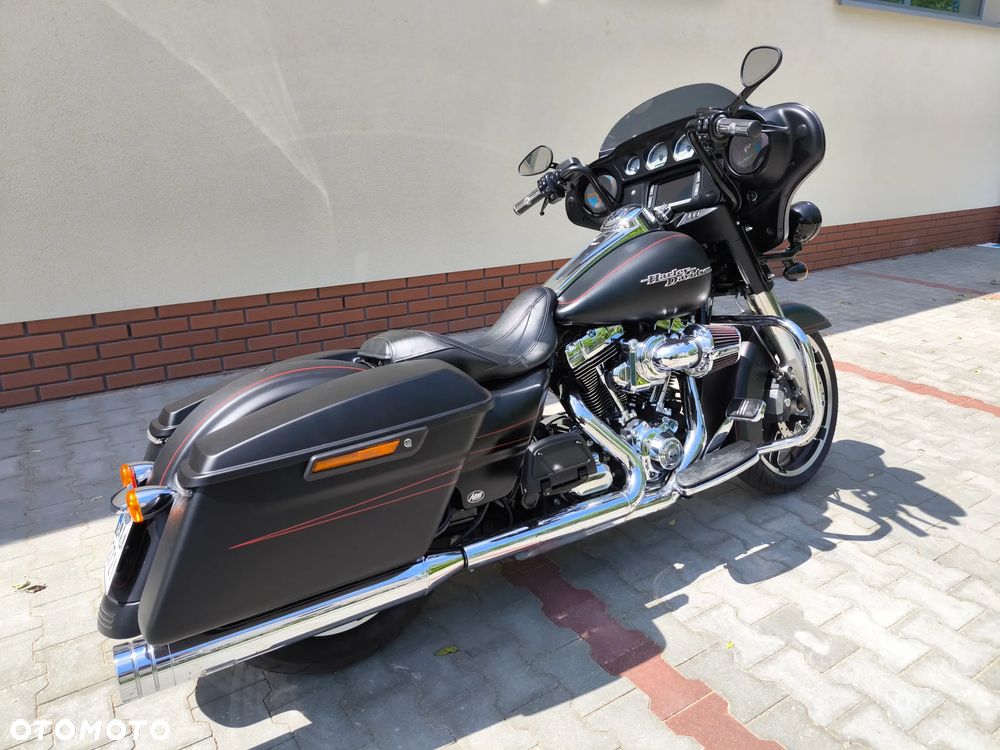 Harley-Davidson FLHXS Special - 4