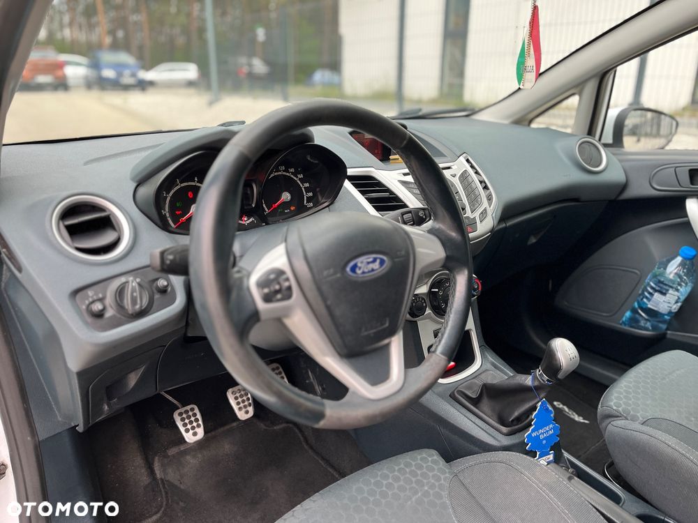 Ford Fiesta 1.6 Sport - 12
