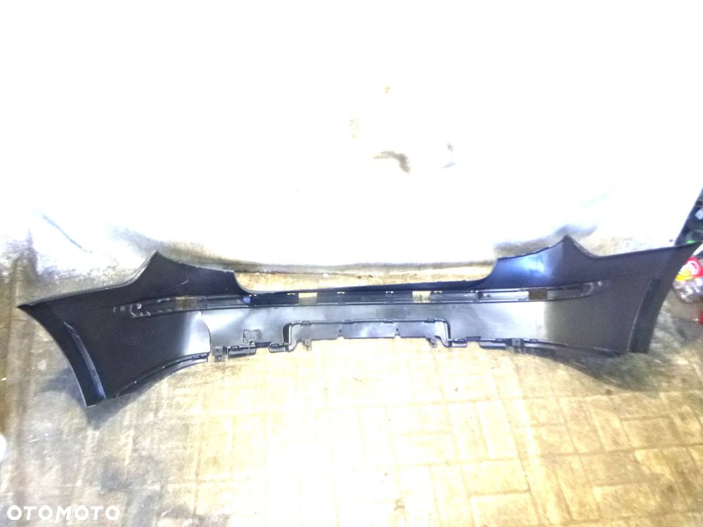 bmw 1 e87 przed lift zderzak tył nowy z uszkodzeniem - 2