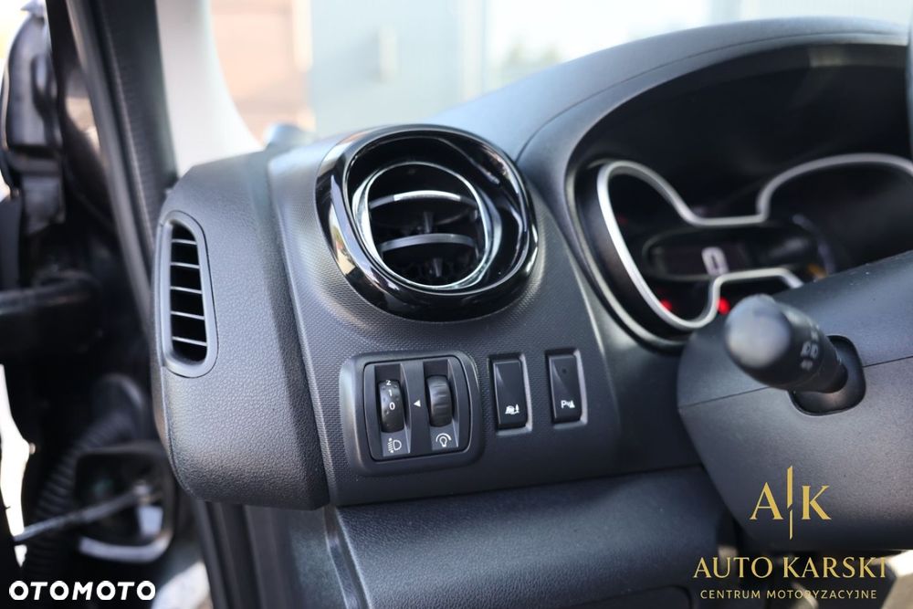 Opel Vivaro - 19