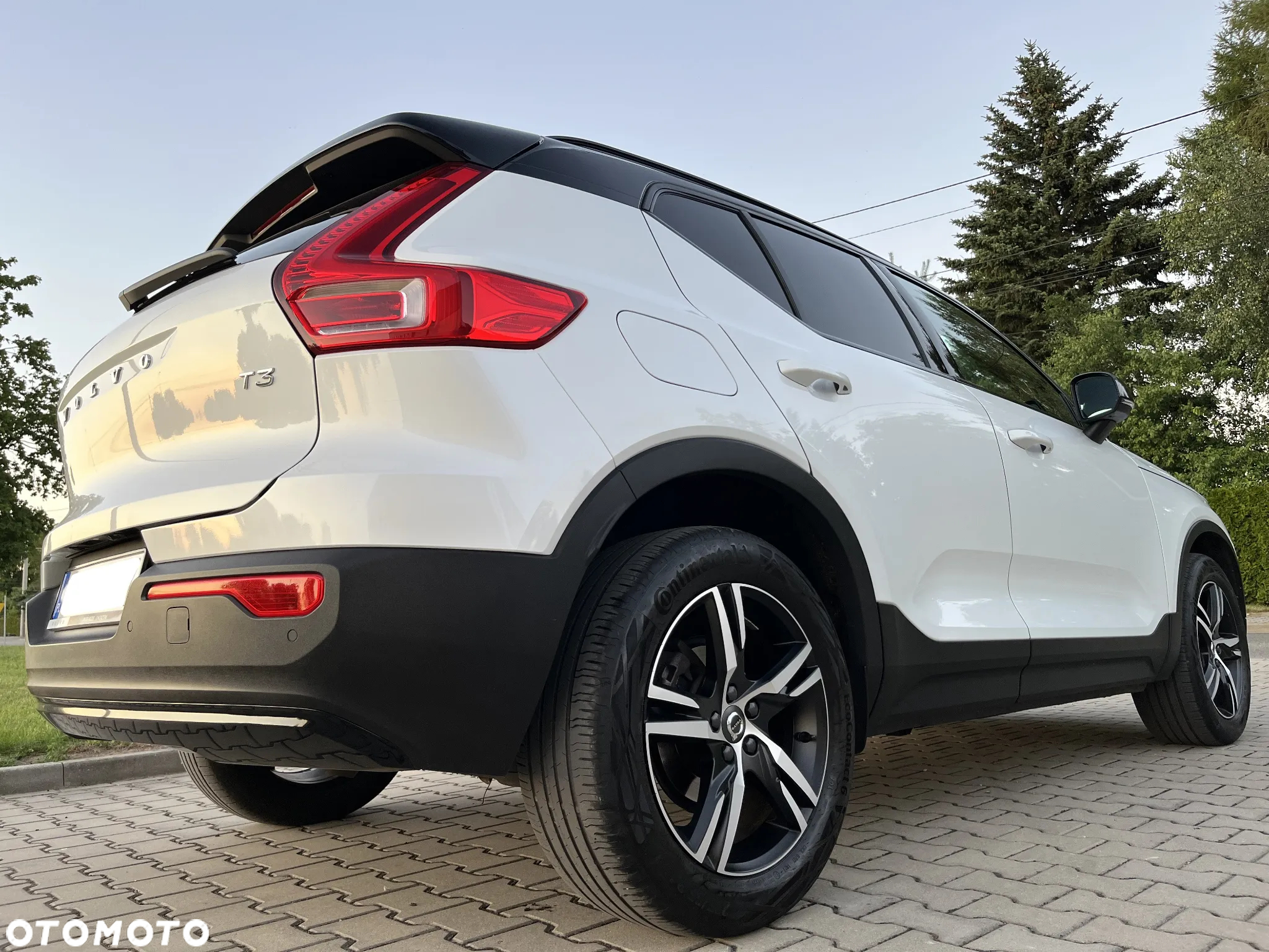 Volvo XC 40 T3 R-Design - 5