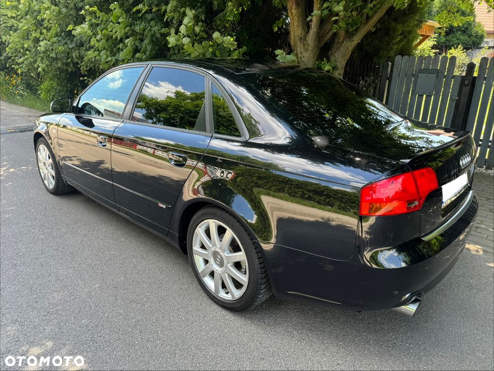 Audi A4 Limousine 1.8T - 18