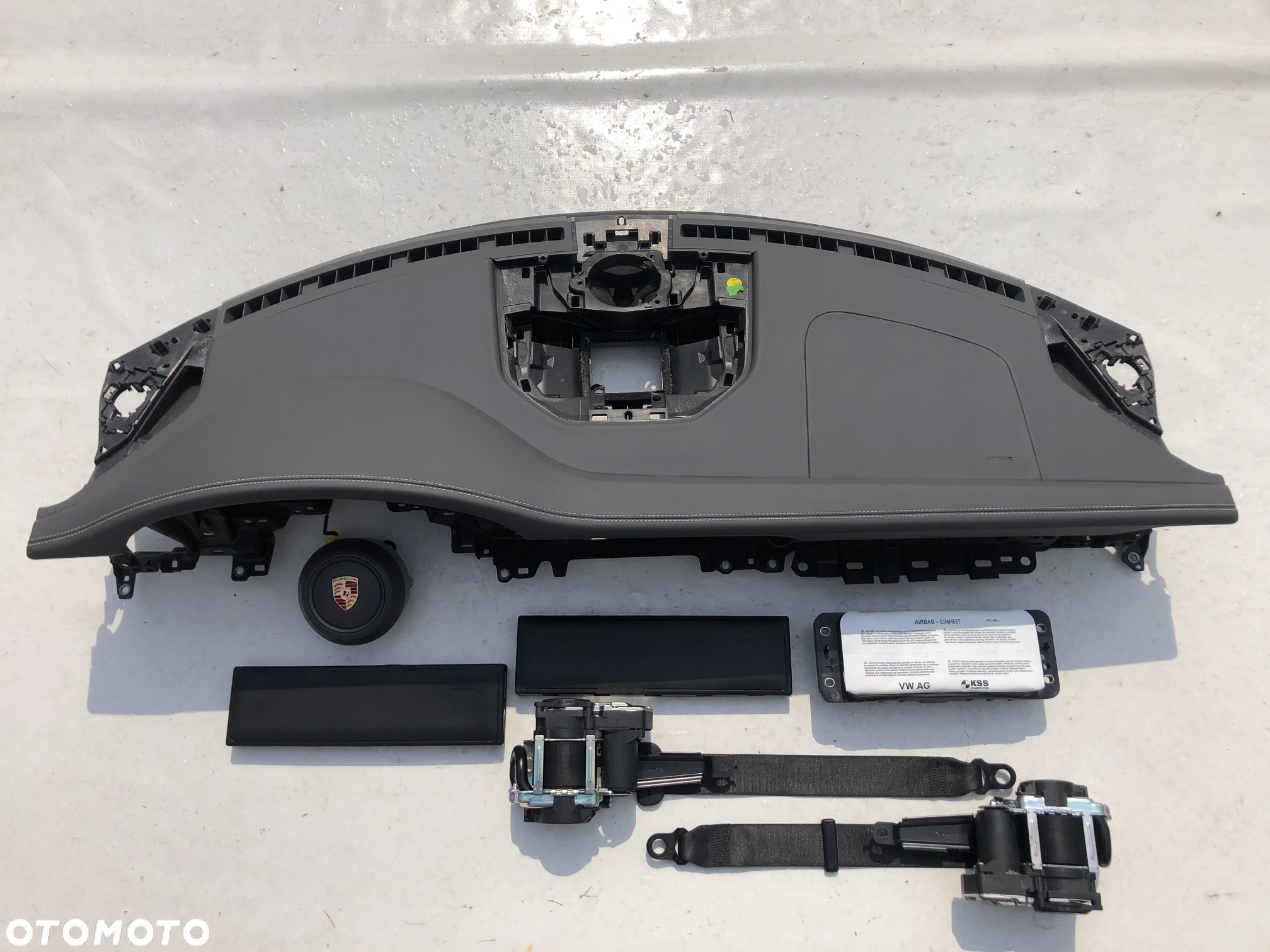 PORSCHE CARRERA 992 CABRIO KABRIOLET KAPOTAŻ PAŁĄK PIROTECHNICZNY ZAGŁÓWEK KURTYNA DESKA AIRBAG NABÓJ PASY PAS TURNOVER Raz2 - 18