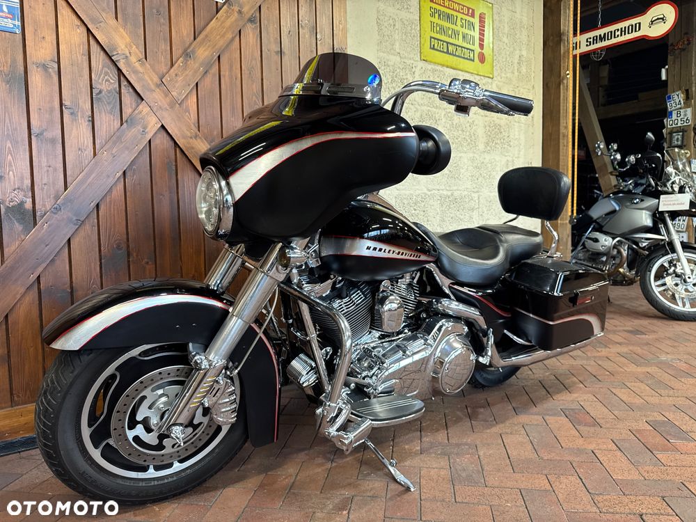 Harley-Davidson Touring Street Glide - 6