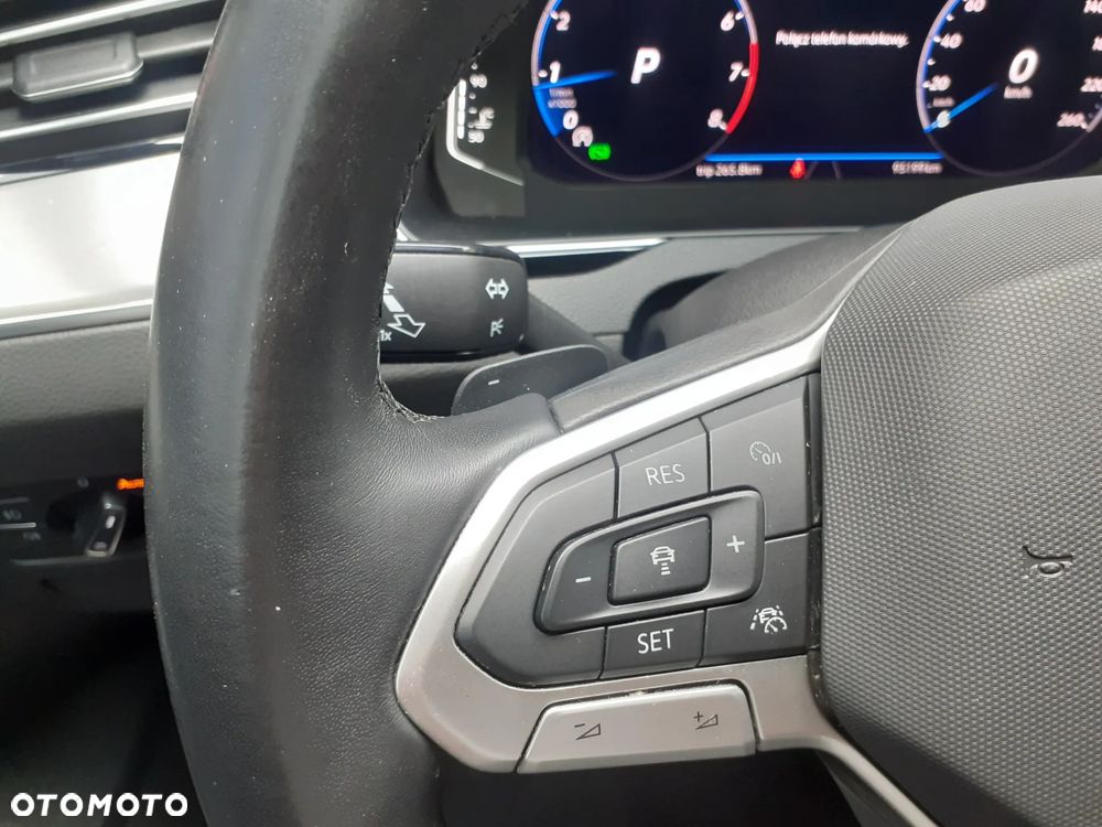 Volkswagen Passat 2.0 TSI Elegance DSG - 16