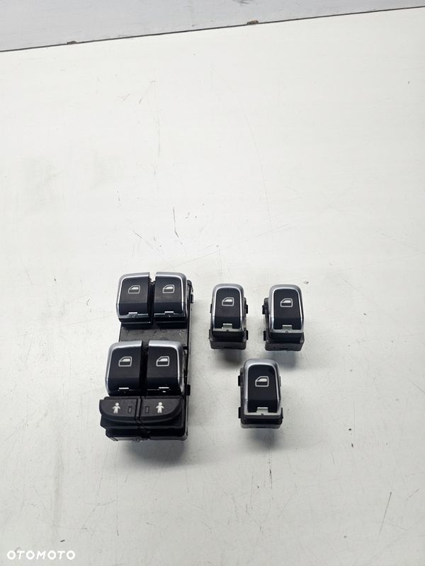 PRZEŁĄCZNIK WŁĄCZNIK SZYB CHROM AUDI A3 8V 8V0959851E KOMPLET