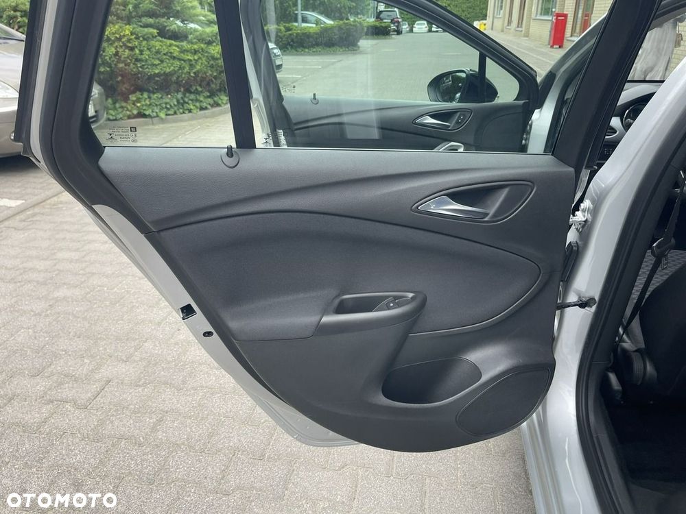 Opel Astra - 22