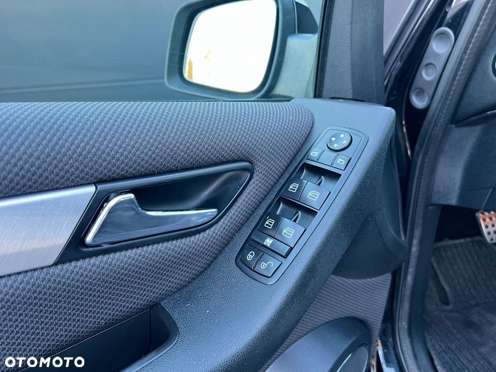 Mercedes-Benz Klasa B 200 CDI Autotronic - 15