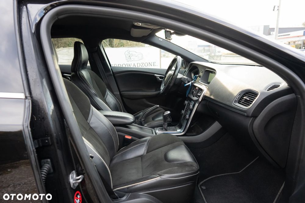 Volvo V40 D2 RDesign - 13