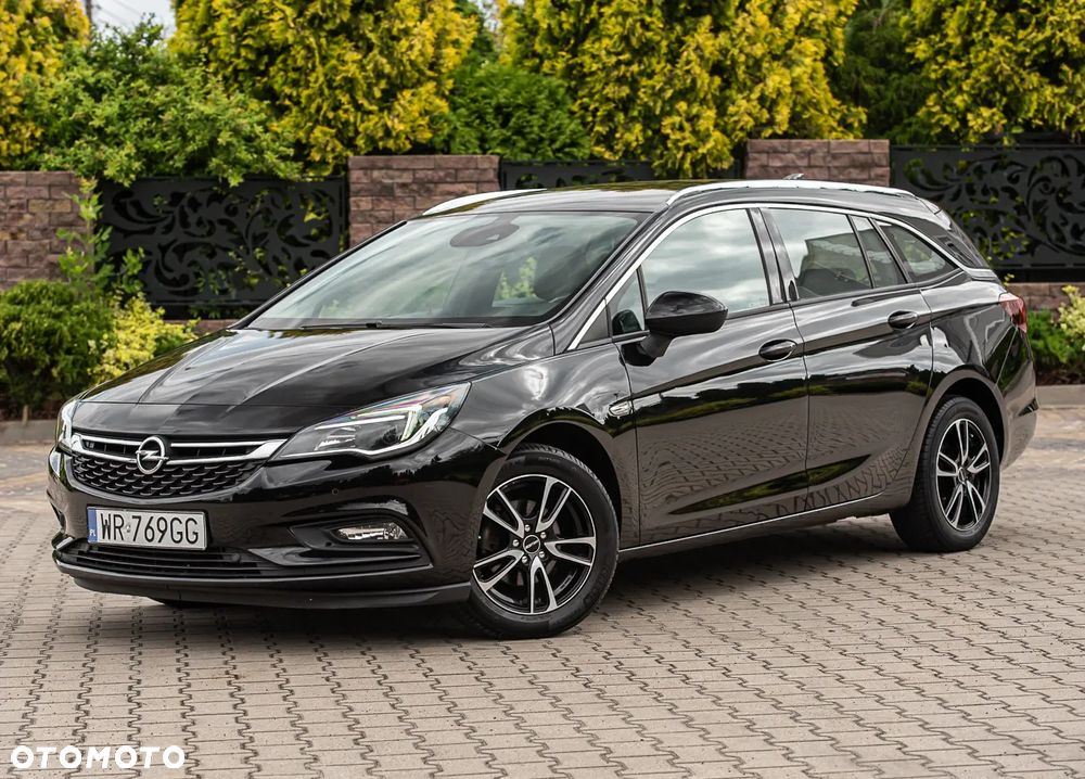 Opel Astra 1.4 T Dynamic S&S - 11