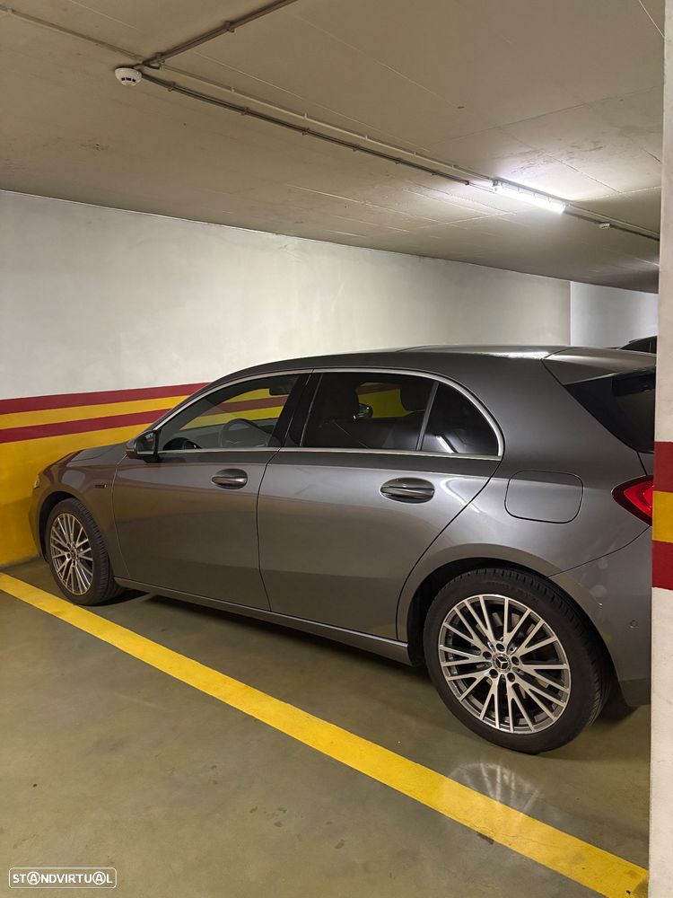 Mercedes-Benz A 250 e Style Plus - 11
