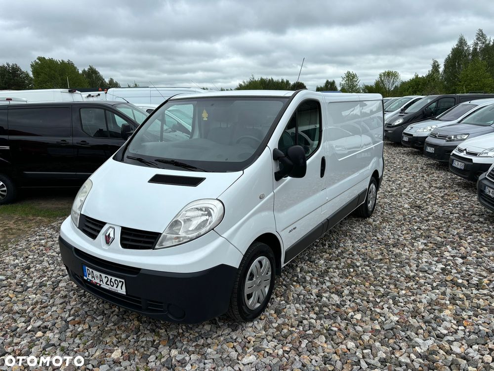 Renault Trafic - 1
