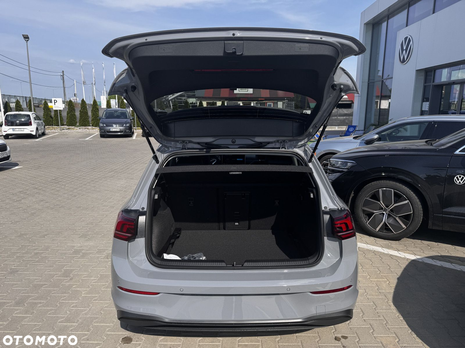 Volkswagen Golf - 6