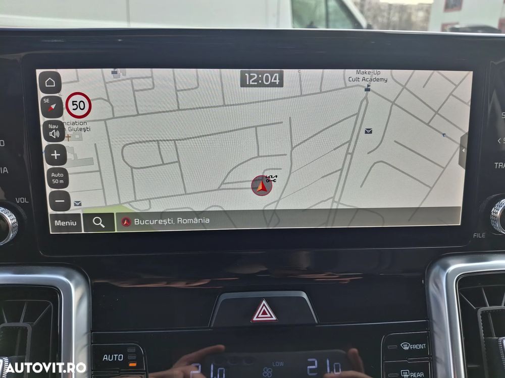 Kia Sorento 2.2 DSL 8AT 4x4 Cosmo - 22