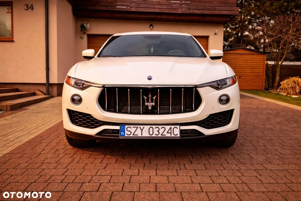 Maserati Levante S - 8