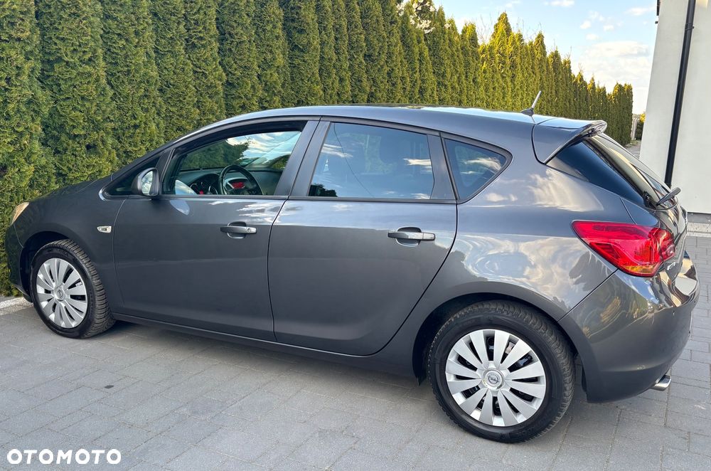 Opel Astra 1.4 Turbo - 22