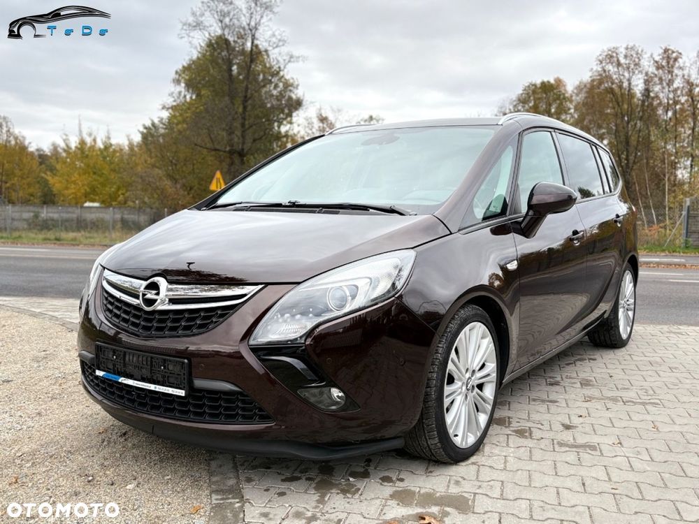 Opel Zafira 1.4 T Cosmo EU6 - 9