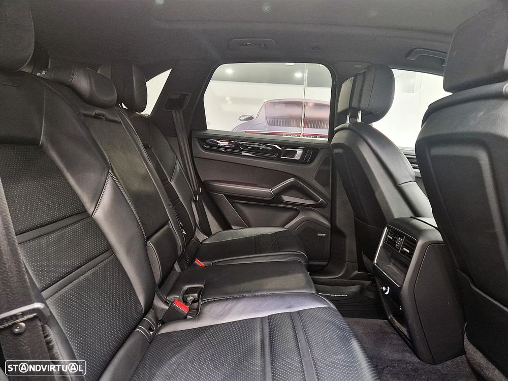 Porsche Cayenne E-Hybrid - 35