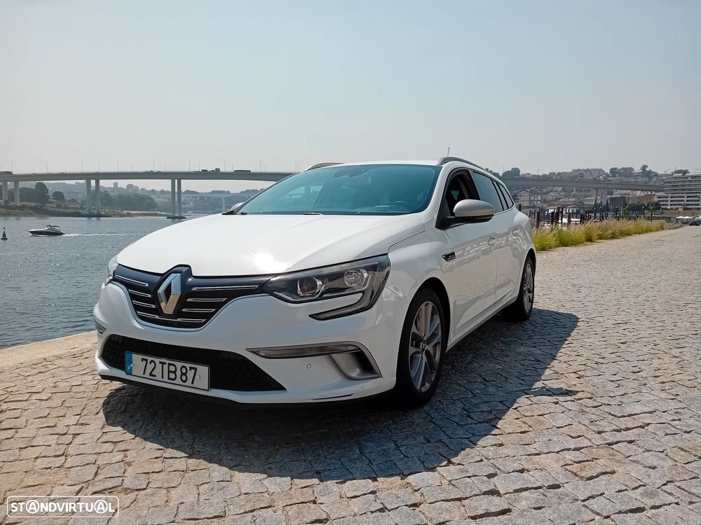 Renault Mégane Sport Tourer 1.5 dCi GT Line J18 - 31