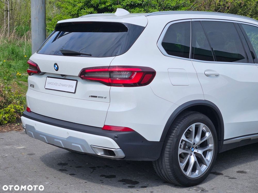 BMW X5 xDrive25d - 17