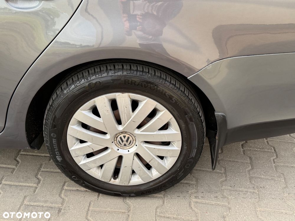 Volkswagen Jetta 1.6 Comfortline - 15