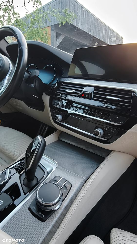 BMW Seria 5 - 15